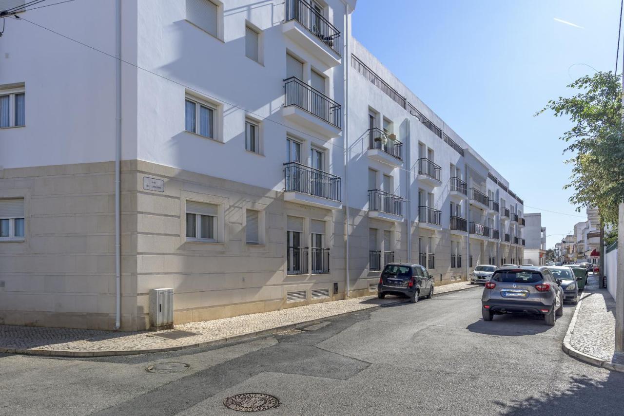 Flh Vila Real Santo Antonio Flat With Pool ヴィラ・レアル・デ・サント・アントニオ エクステリア 写真